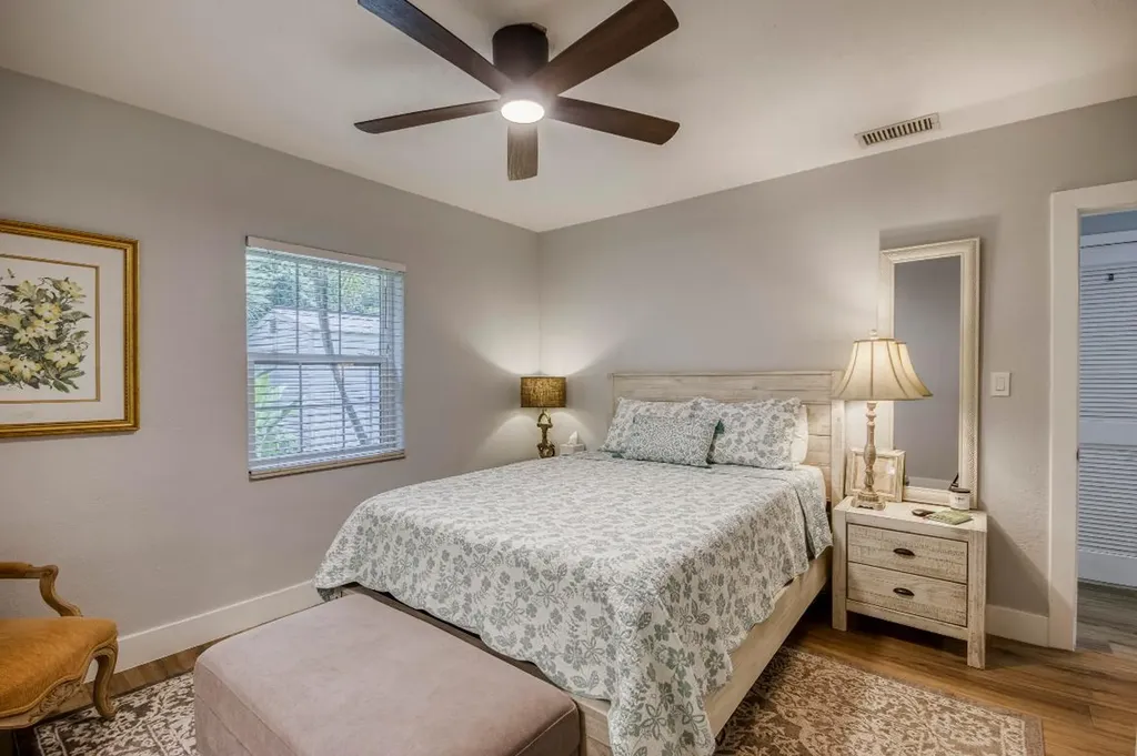 404 S Caloosahatchee Avenue Jupiter FL 33458