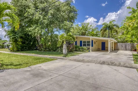 404 S Caloosahatchee Avenue Jupiter FL 33458
