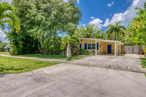 404 S Caloosahatchee Avenue Jupiter FL 33458