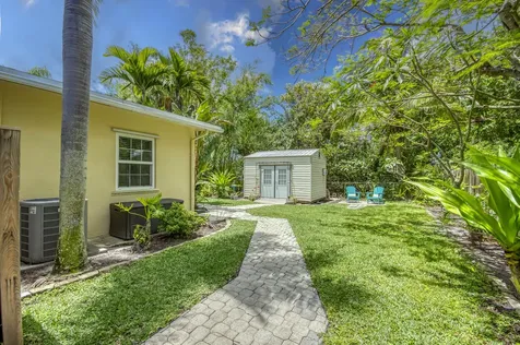404 S Caloosahatchee Avenue Jupiter FL 33458