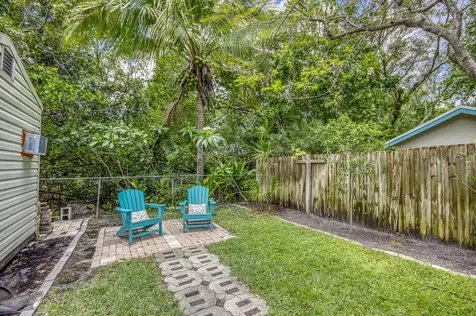 404 S Caloosahatchee Avenue Jupiter FL 33458