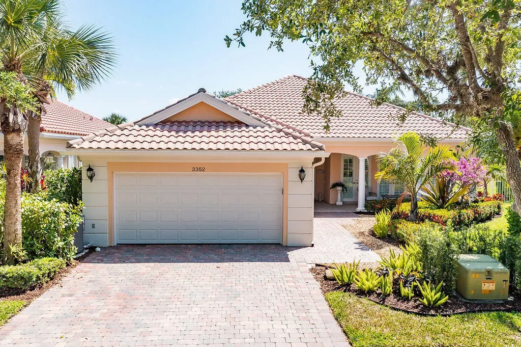 3352 SE Cascadia Way Hobe Sound FL 33455