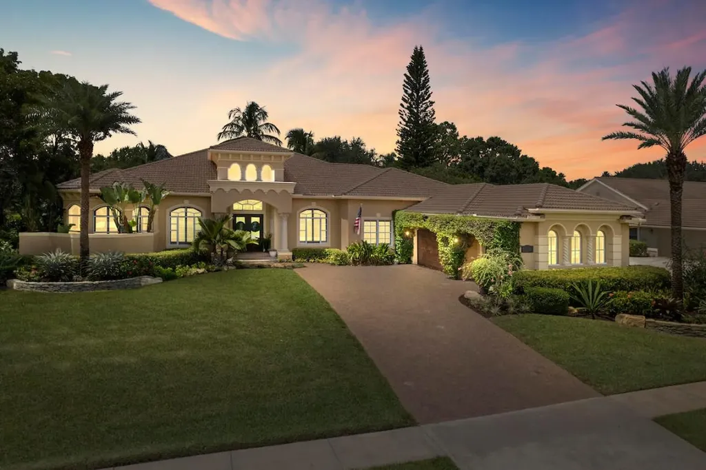 15385 Meadow Wood Drive Wellington FL 33414