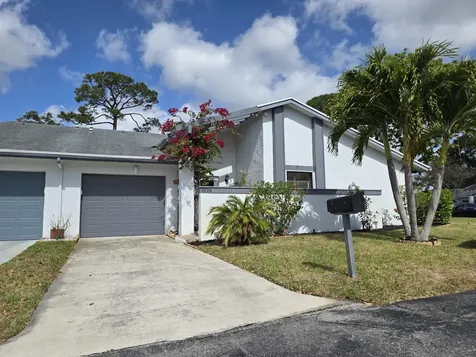 6126 Elsinore Circle Greenacres FL 33463
