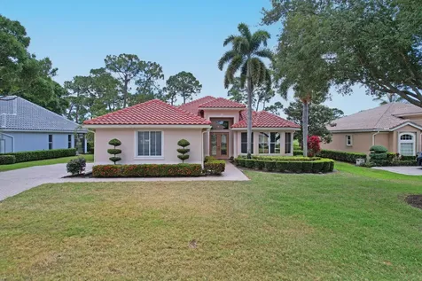 8120 Links Way Port St Lucie FL 34986
