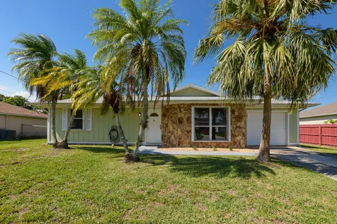 1831 SW Notre Dame Avenue Port St Lucie FL 34953
