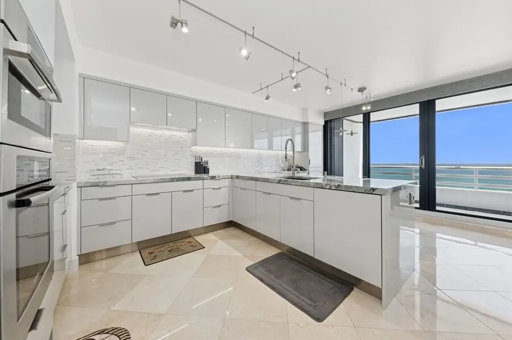 1400 S Ocean Boulevard Boca Raton FL 33432