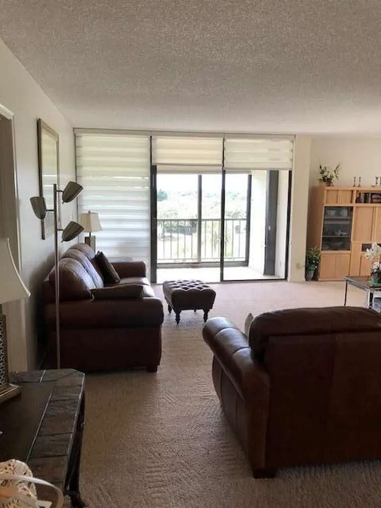 6895 Willow Wood Drive Boca Raton FL 33434