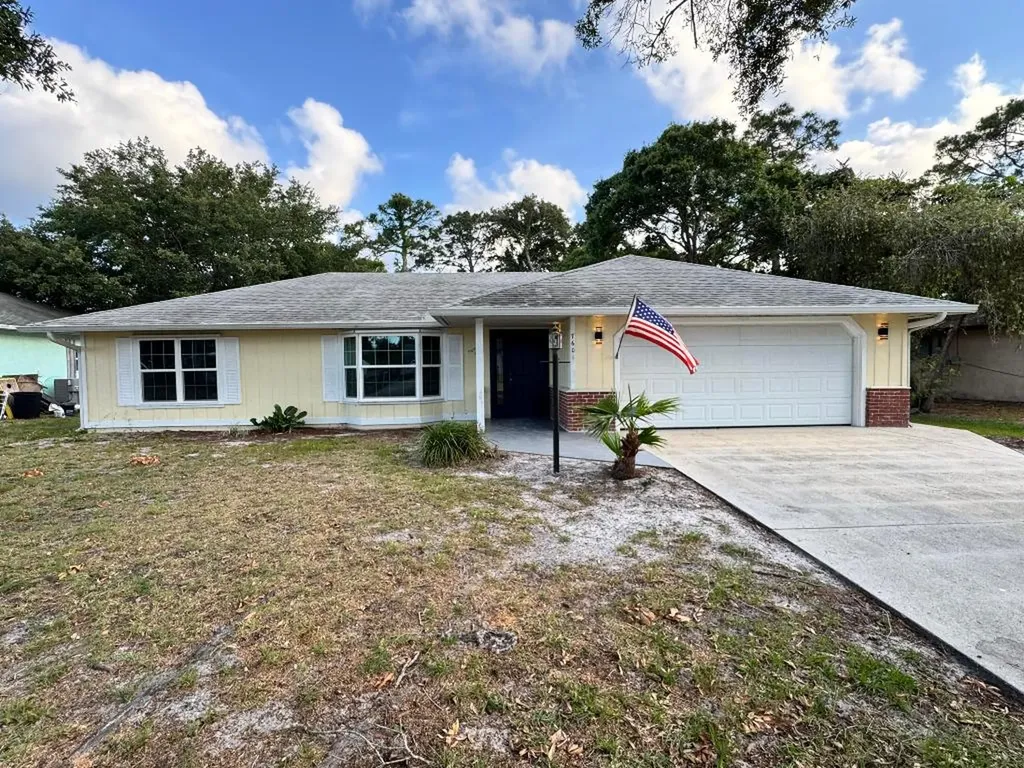 7601 Belleair Avenue Fort Pierce FL 34951