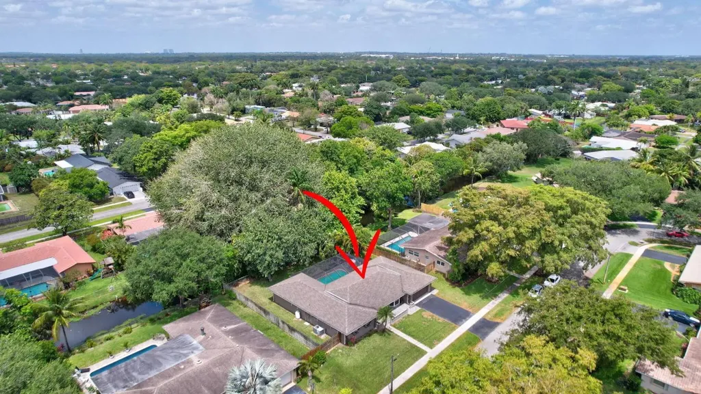 621 NW 71st Avenue Plantation FL 33317