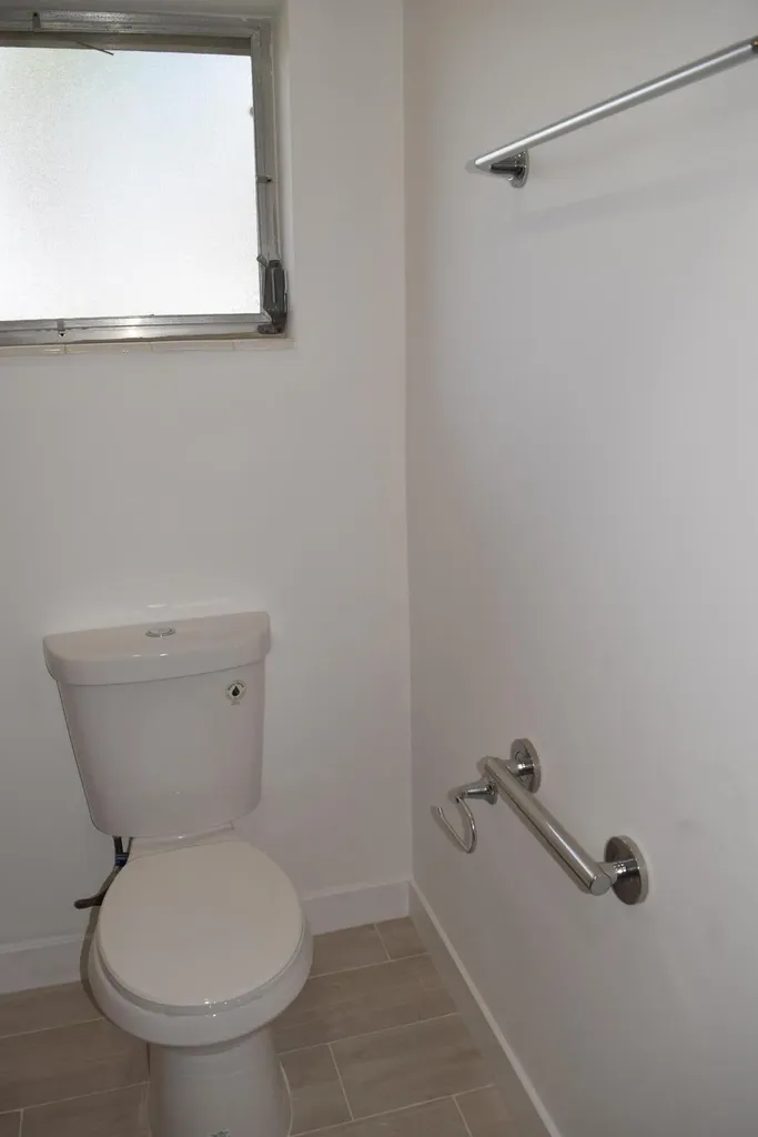 2747 Dudley Drive E West Palm Beach FL 33415