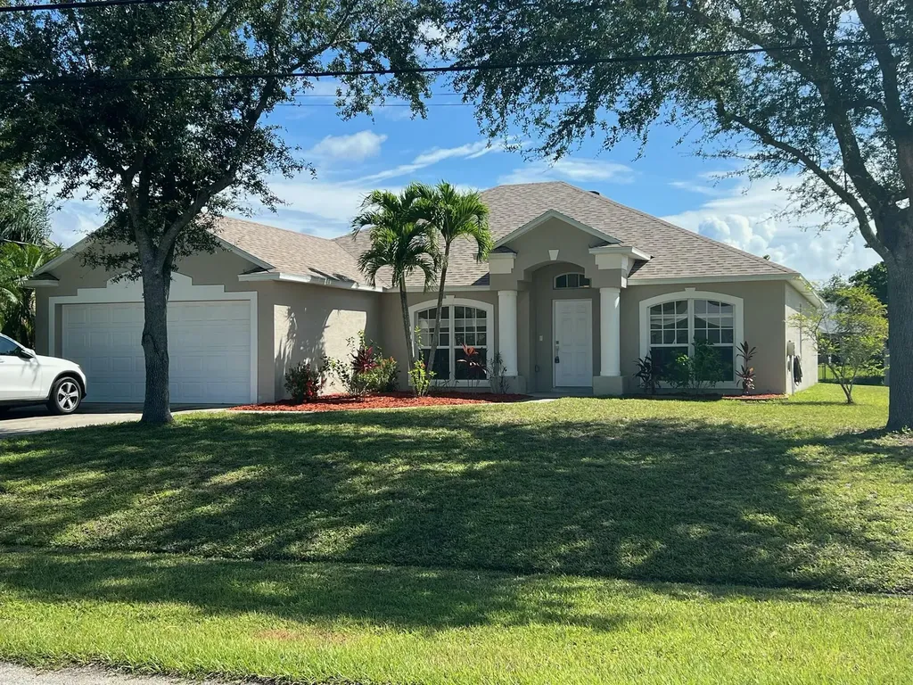 518 SE Nome Drive Port St Lucie FL 34984