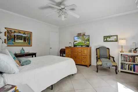 894 Camino Gardens Lane Boca Raton FL 33432