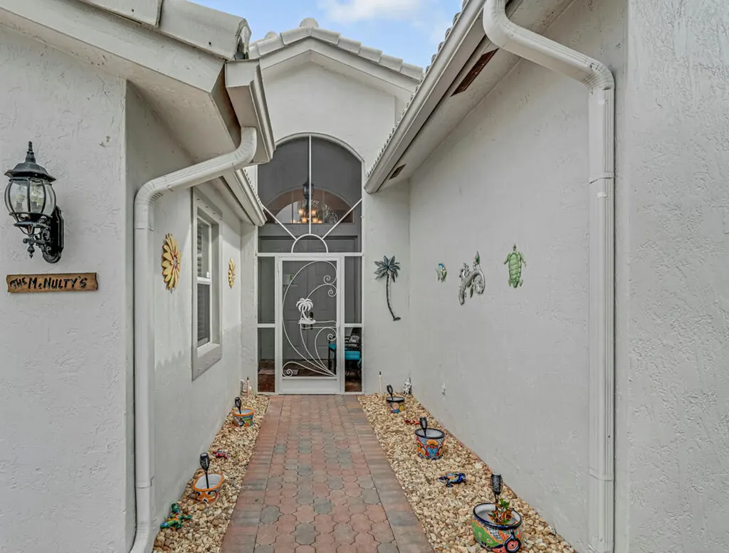 8931 Agliana Circle Boynton Beach FL 33472