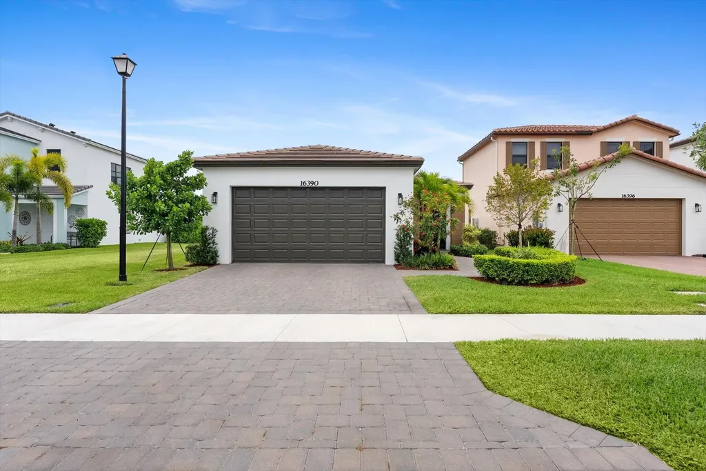 16390 Sea Turtle Place The Acreage FL 33470