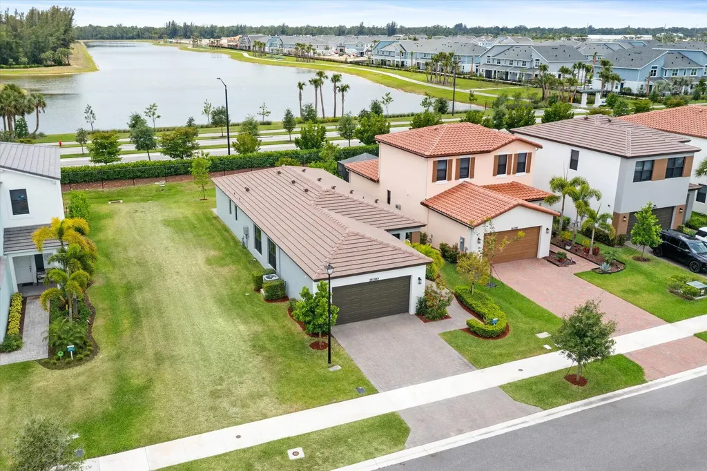 16390 Sea Turtle Place The Acreage FL 33470
