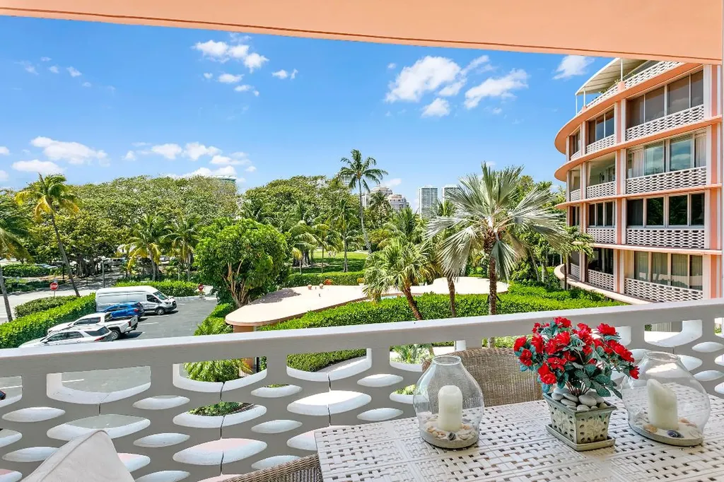 315 S Lake Drive Palm Beach FL 33480