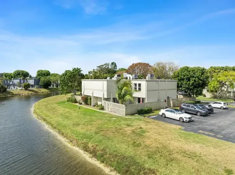12128 Regal Court E Wellington FL 33414