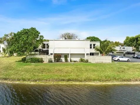 12128 Regal Court E Wellington FL 33414