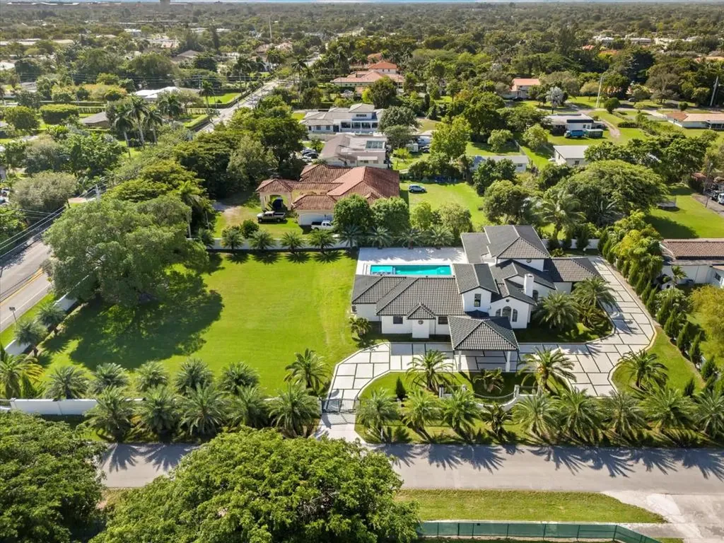 9700 SW 66th Street Miami FL 33173