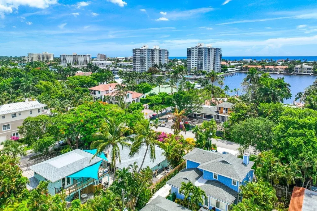 300 SE 7th Avenue Delray Beach FL 33483
