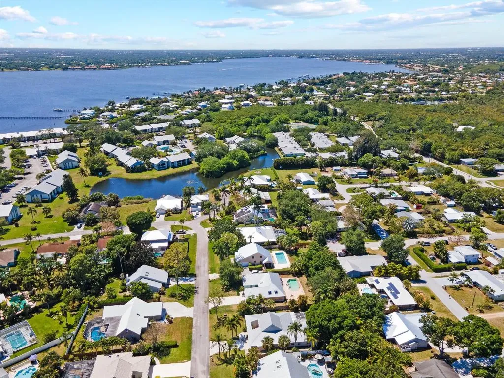1923 NW 22nd Street Stuart FL 34994