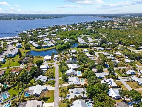 1923 NW 22nd Street Stuart FL 34994