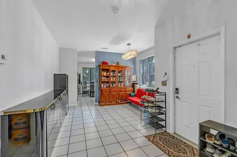 6807 Via Regina Boca Raton FL 33433