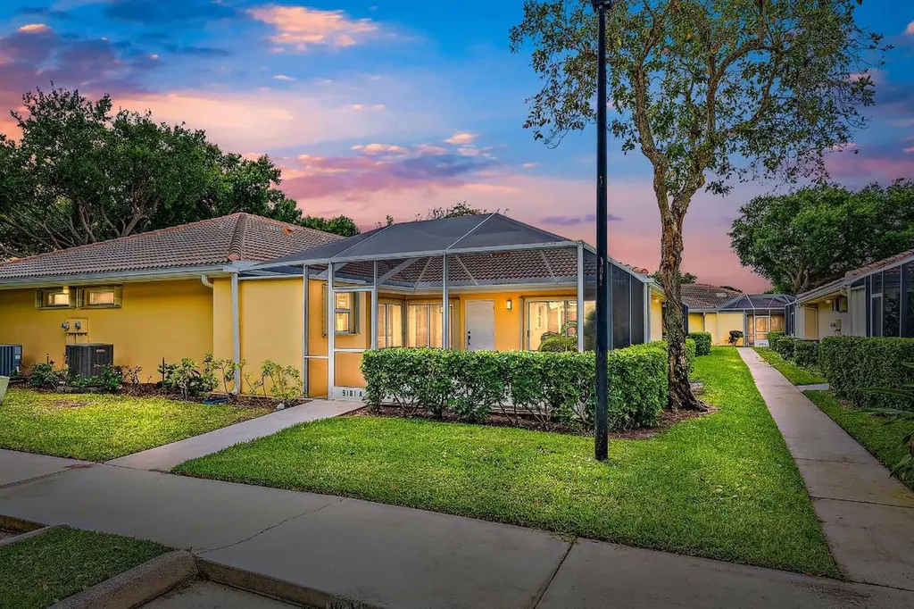 9181 Sun Terrace Circle Palm Beach Gardens FL 33403