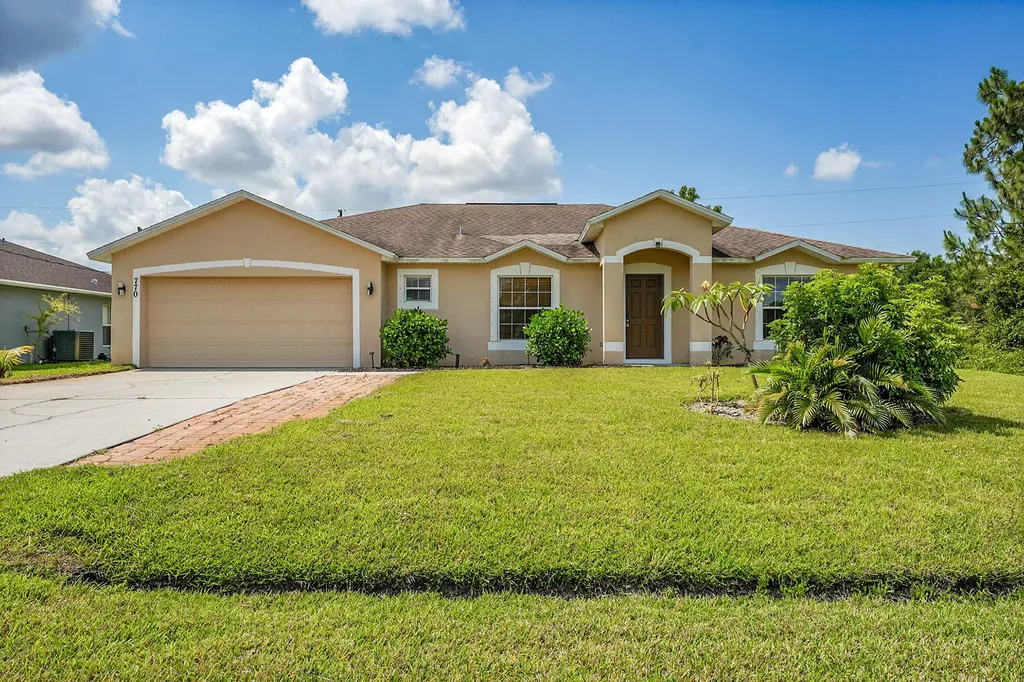 770 SW Hamberland Avenue Port St Lucie FL 34953