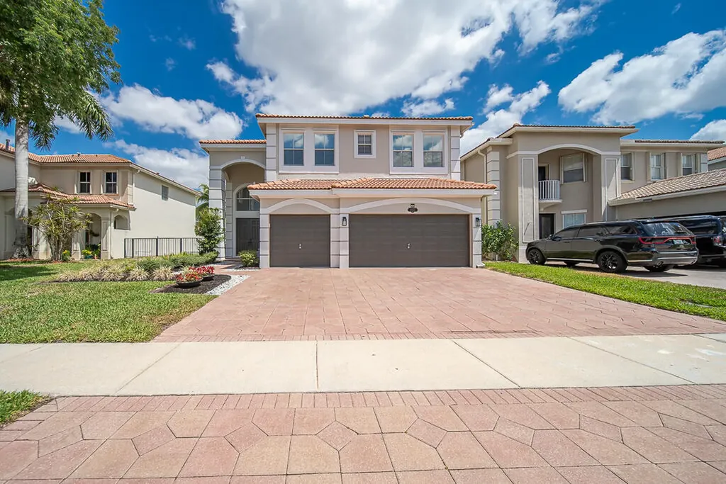 10633 Falls Street Wellington FL 33414