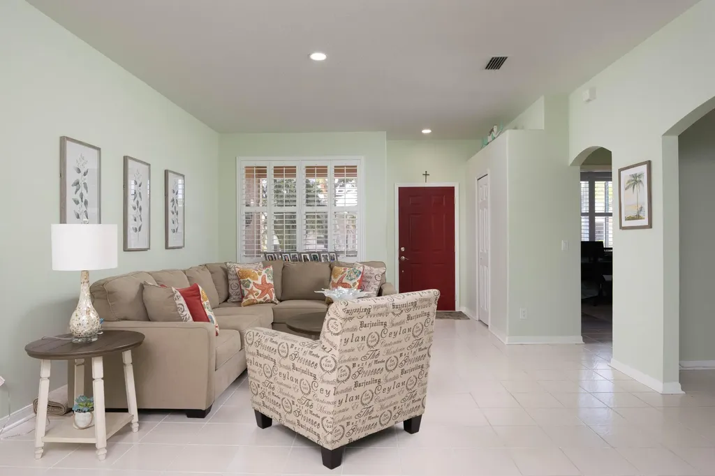 520 NW Galatone Court Port St Lucie FL 34986