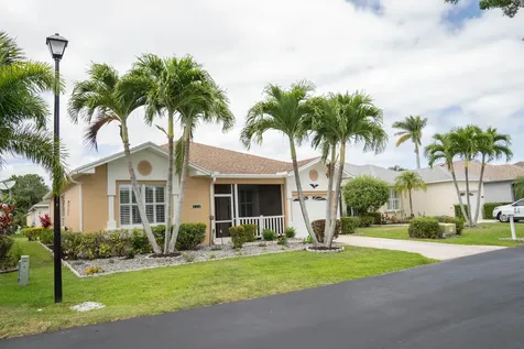 520 NW Galatone Court Port St Lucie FL 34986