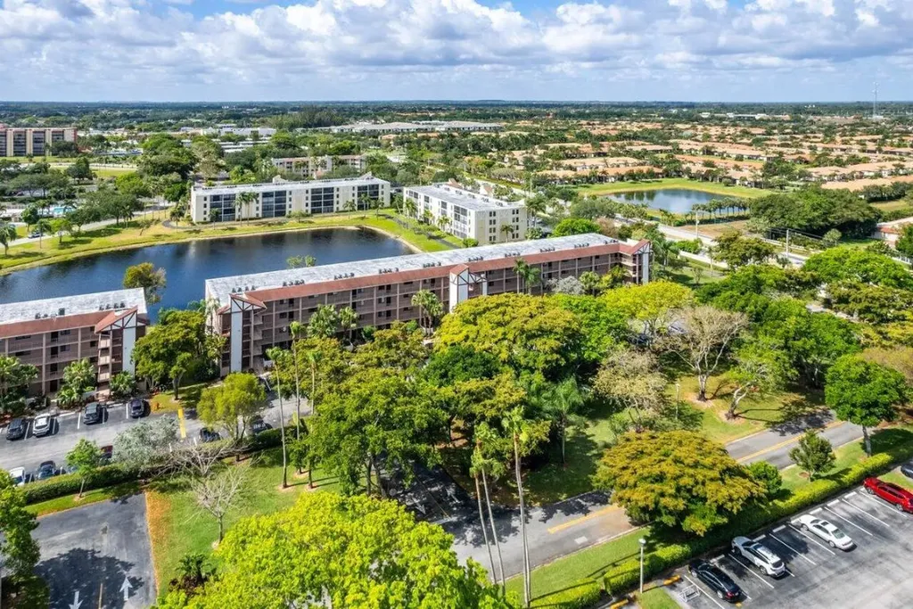 7340 Amberly Lane Delray Beach FL 33446