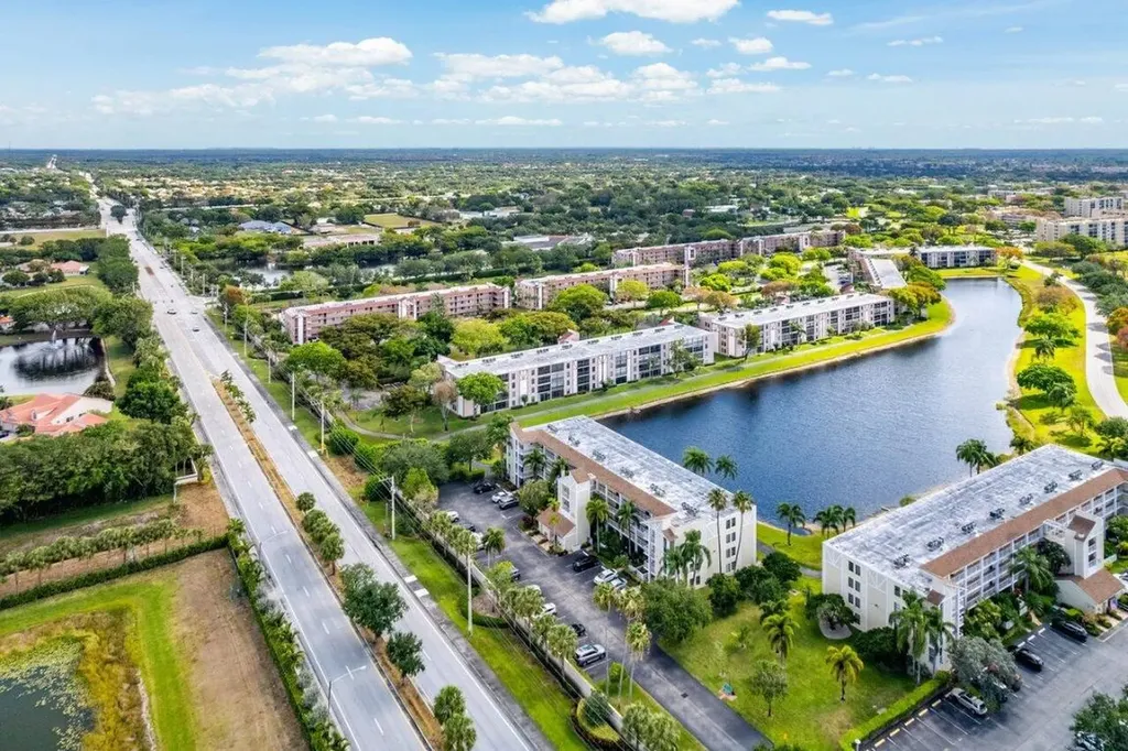 7340 Amberly Lane Delray Beach FL 33446