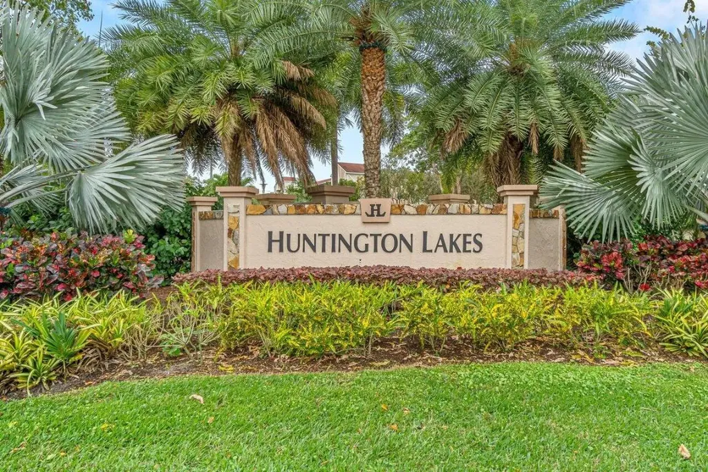 7340 Amberly Lane Delray Beach FL 33446