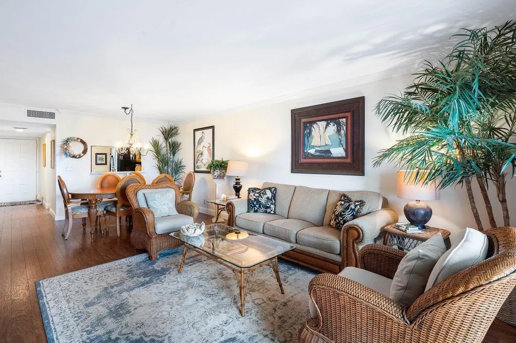 7340 Amberly Lane Delray Beach FL 33446