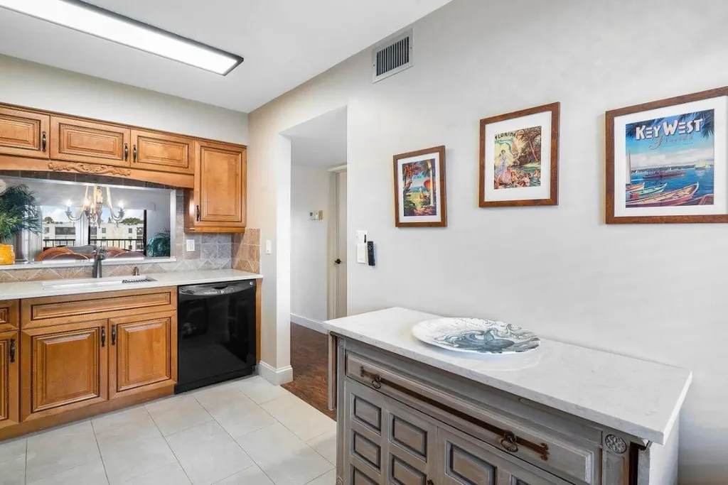 7340 Amberly Lane Delray Beach FL 33446