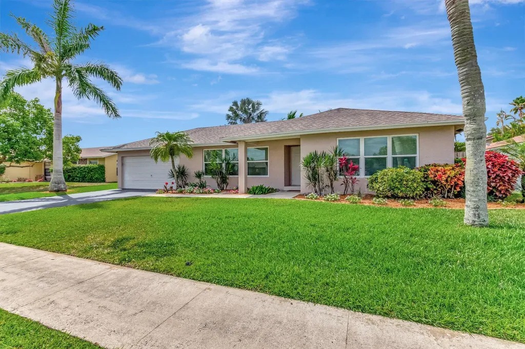 11390 Chipmunk Drive Boca Raton FL 33428