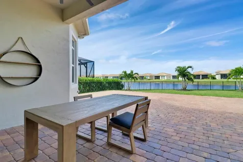 9252 SW Miracoli Way Port St Lucie FL 34987