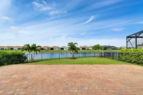 9252 SW Miracoli Way Port St Lucie FL 34987