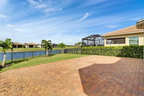 9252 SW Miracoli Way Port St Lucie FL 34987