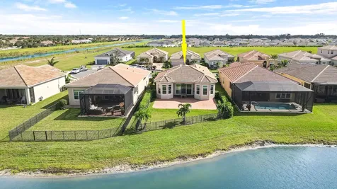 9252 SW Miracoli Way Port St Lucie FL 34987