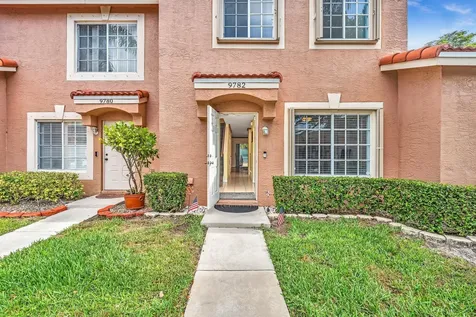 9782 Kamena Circle Boynton Beach FL 33436