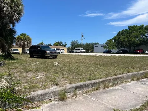 534 S 5th Street Fort Pierce FL 34950