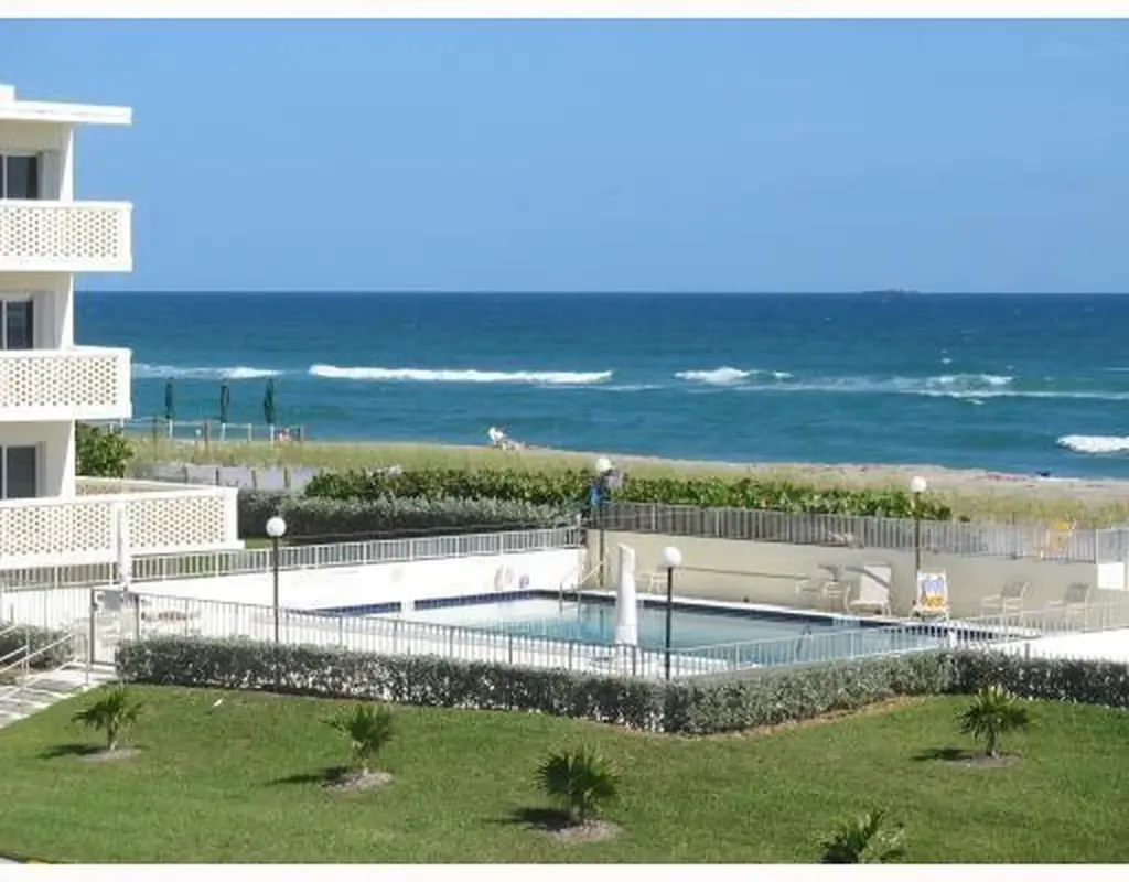 2545 S Ocean Boulevard Palm Beach FL 33480