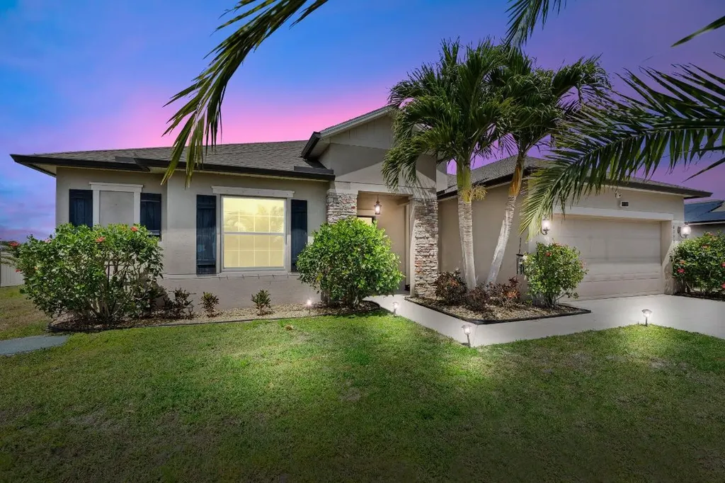 4390 SW Attlee Street Port St Lucie FL 34953