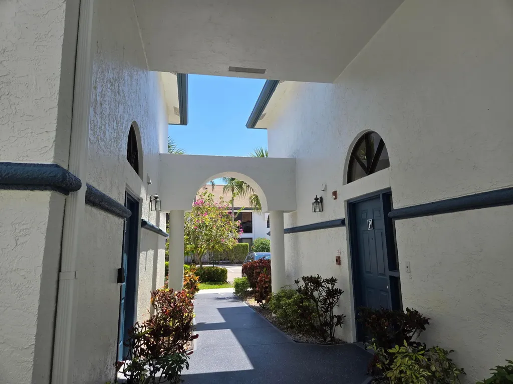 5135 Floria Drive Boynton Beach FL 33437
