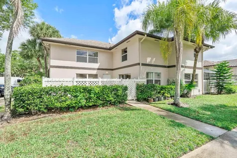 3 Amherst Court Royal Palm Beach FL 33411