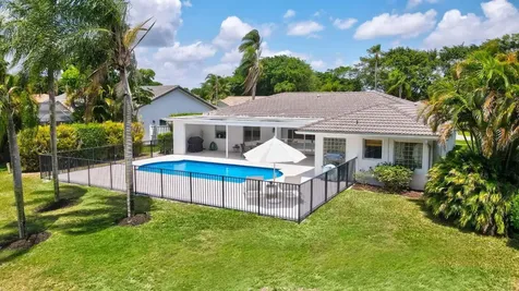 10194 Harbourtown Court Boca Raton FL 33498